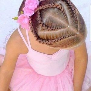 Meet your Posher, Nigist adera